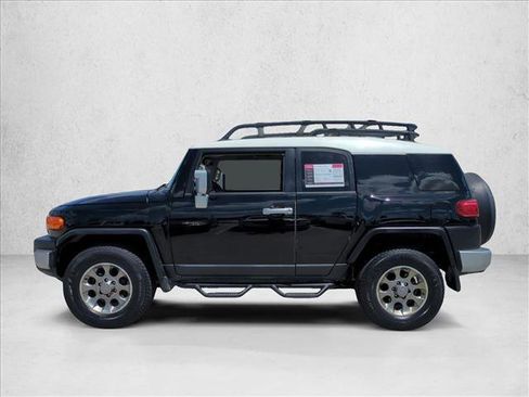Used 2012 Toyota FJ Cruiser 4WD w/ Upgrade Pkg image 9