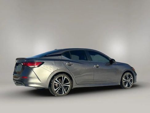 Used 2022 Nissan Sentra SR image 4