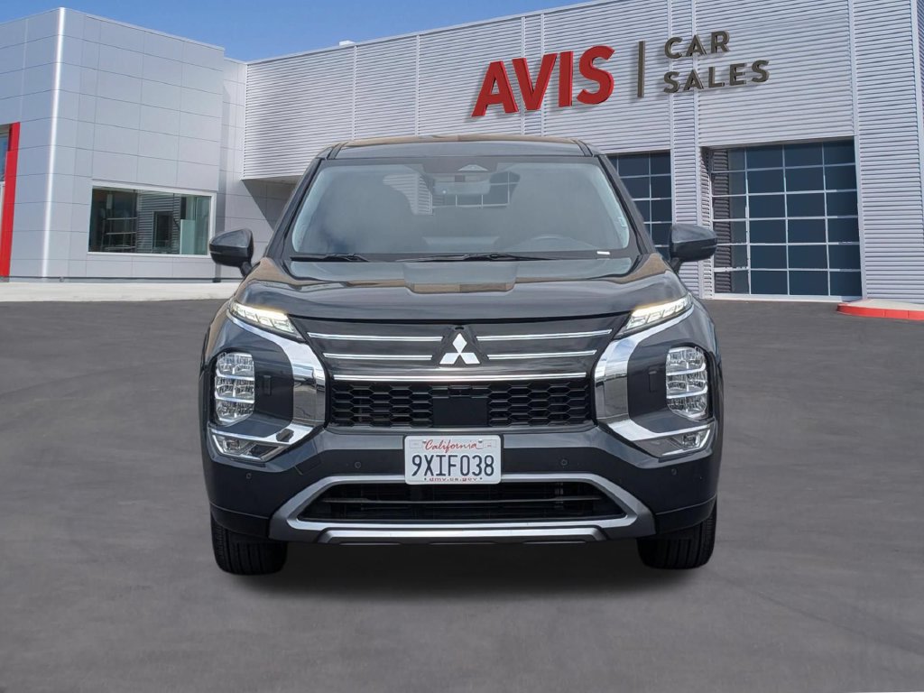 Used 2025 Mitsubishi Outlander SE AWD/4WD image 2