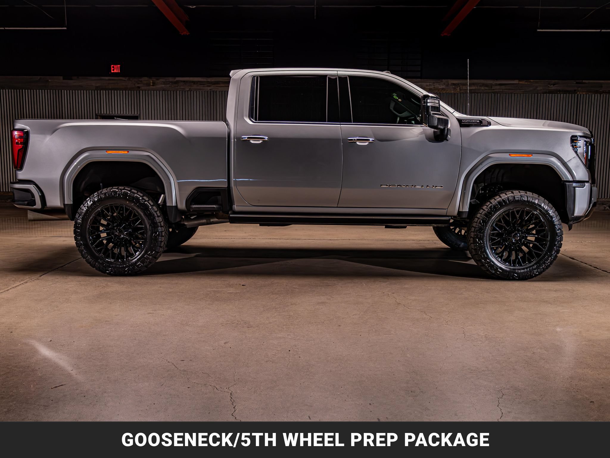 Used 2026 GMC Sierra 3500 Denali Ultimate AWD/4WD image 11