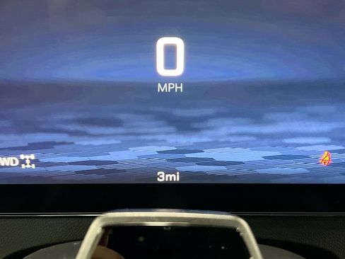 New 2026 Chevrolet Traverse Z71 w/ Enhanced Driving Package image 13