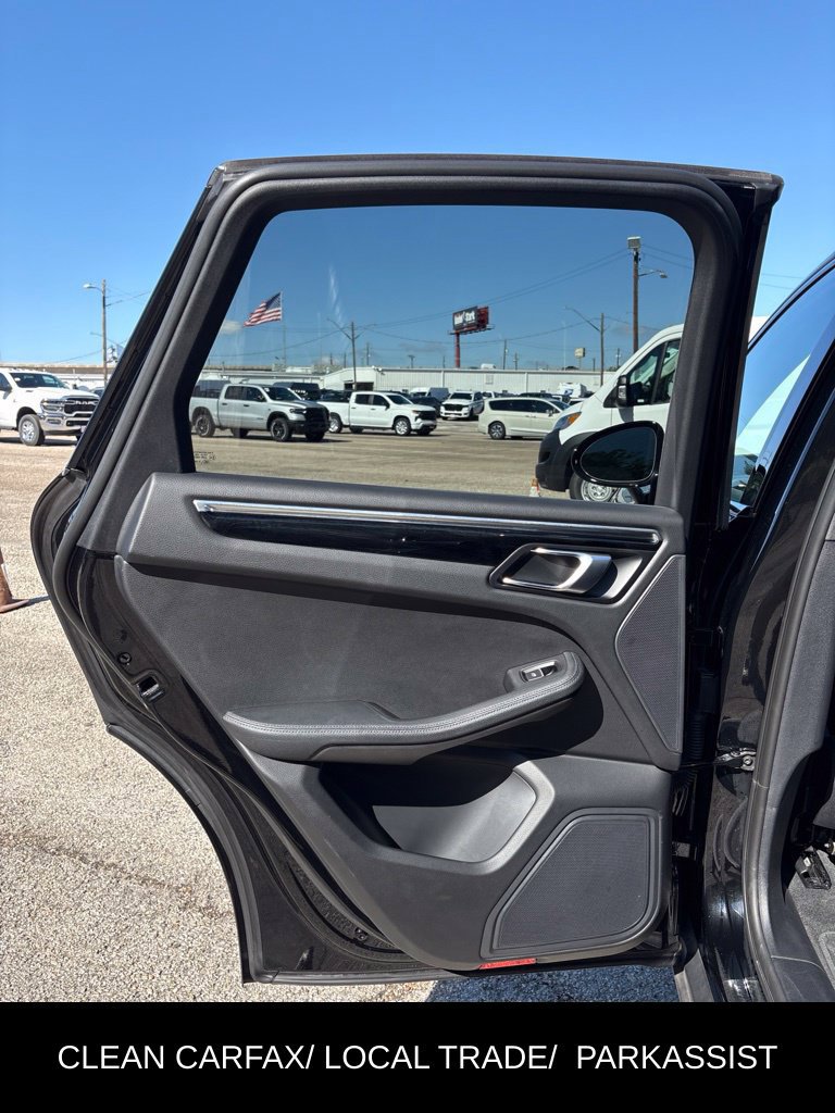 Used 2023 Porsche Macan S AWD/4WD image 14