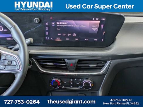 Used 2025 Buick Encore GX Preferred w/ Comfort Package FWD image 19