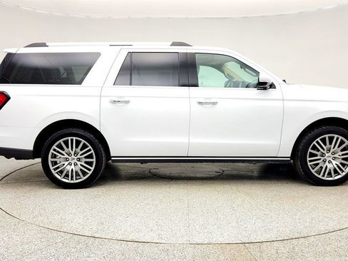 Used 2022 Ford Expedition Max Limited image 4