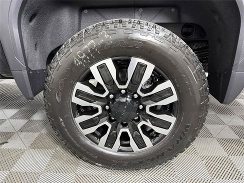 New 2026 GMC Sierra 2500 Denali Ultimate AWD/4WD image 19
