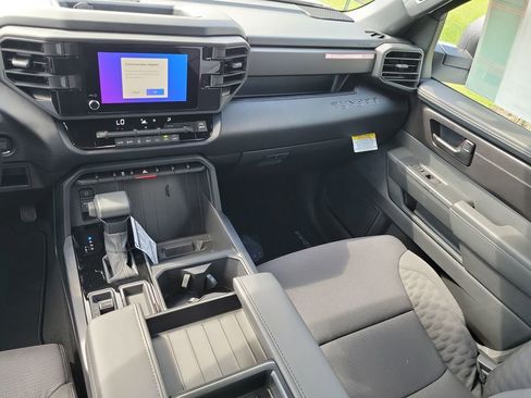 New 2026 Toyota Tundra SR AWD/4WD image 28