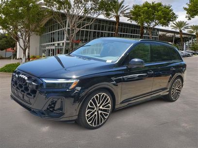 New 2025 Audi SQ7 Premium Plus