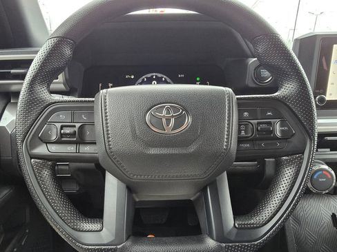 Used 2025 Toyota Tacoma SR5 image 15