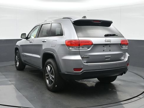 Used 2017 Jeep Grand Cherokee Limited AWD/4WD image 5