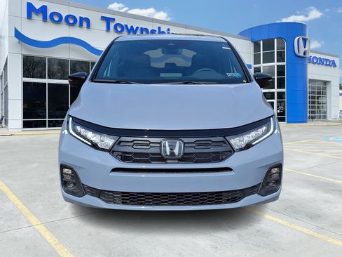 New 2026 Honda Odyssey Sport-L image 2