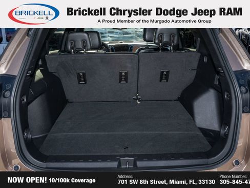 Used 2018 Chevrolet Equinox Premier w/ LPO, Cargo Package image 9