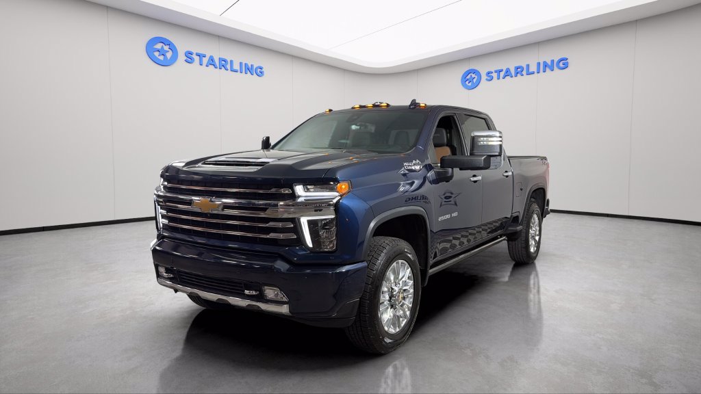 Used 2022 Chevrolet Silverado 2500 High Country w/ Technology Package AWD/4WD image 2