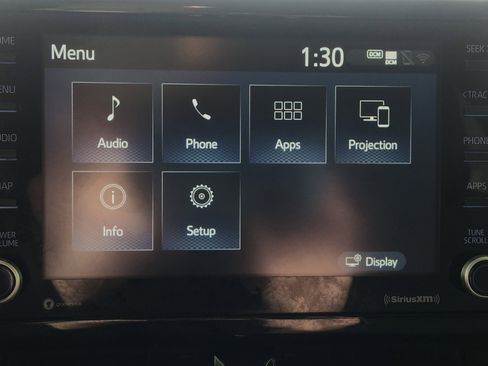 Used 2022 Toyota Corolla LE image 21