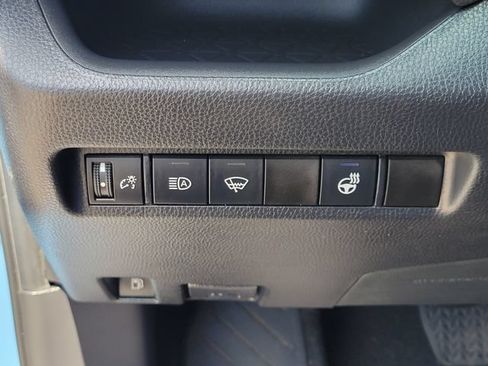 Used 2022 Toyota RAV4 SE w/ SE Grade Weather Package AWD/4WD image 45