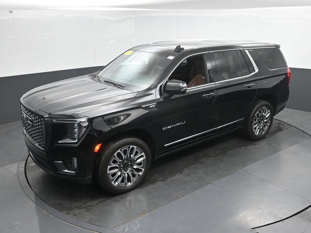 Used 2023 GMC Yukon Denali Ultimate w/ LPO, Floor Liner Package AWD/4WD image 38