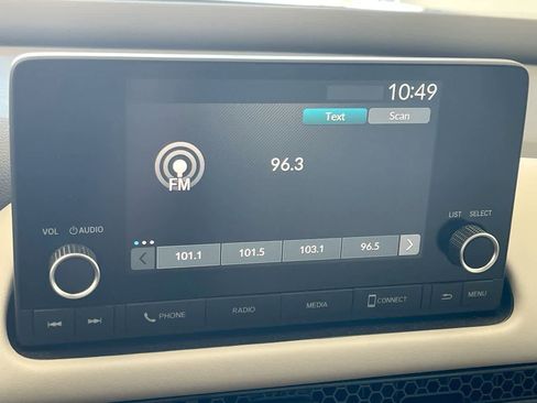 Used 2024 Honda HR-V LX image 25