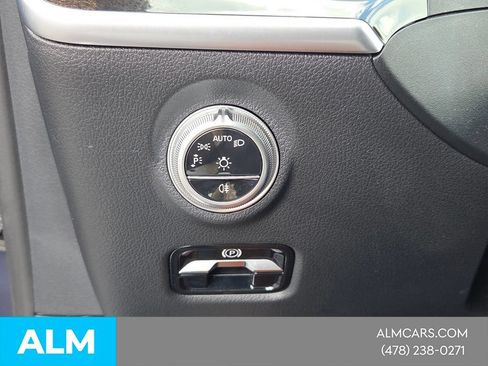 Used 2024 Mercedes-Benz C 300 Sedan image 26