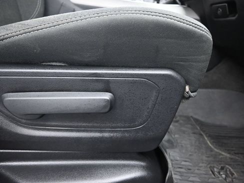 Used 2019 RAM 1500 Big Horn AWD/4WD image 12