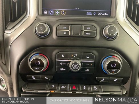 Used 2022 Chevrolet Silverado 1500 LT AWD/4WD image 36