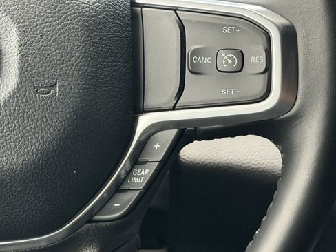 Used 2024 RAM 1500 Big Horn AWD/4WD image 35