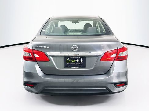 Used 2018 Nissan Sentra S FWD image 7