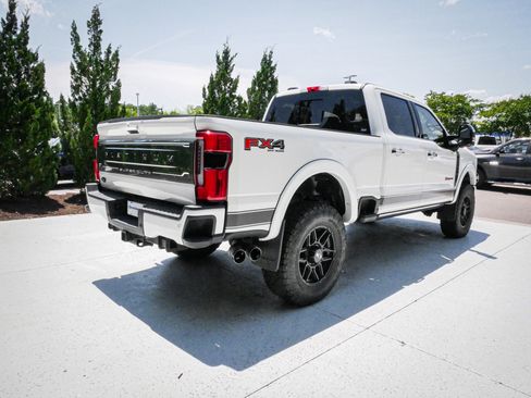Used 2024 Ford F350 Platinum AWD/4WD image 11