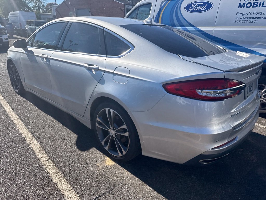 Used 2019 Ford Fusion Titanium AWD/4WD image 5