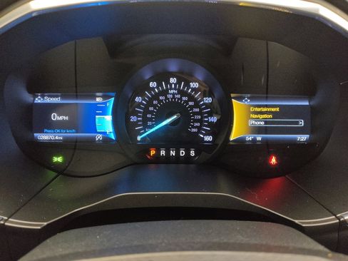 Used 2019 Ford Edge Titanium image 23