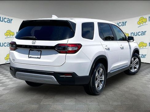 Certified 2025 Honda Pilot EX-L image 6