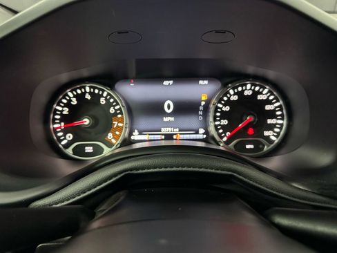 Used 2022 Jeep Renegade Latitude w/ Convenience Group image 24