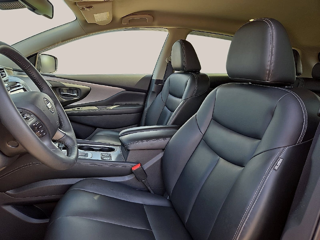 Used 2022 Nissan Murano SV FWD image 13