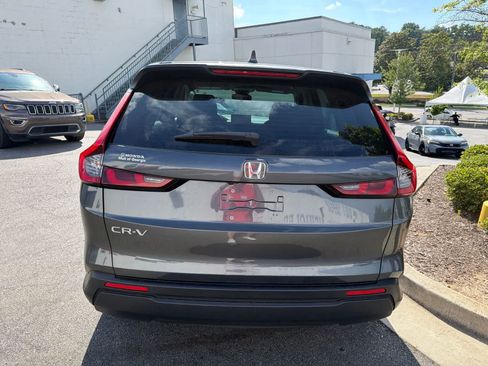 Used 2023 Honda CR-V LX image 10