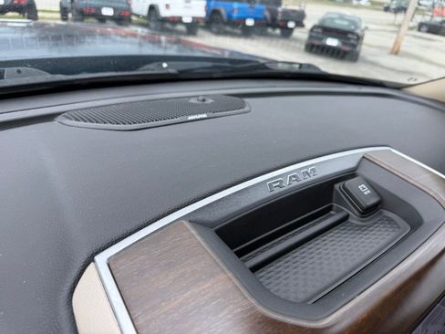 Used 2022 RAM 2500 Laramie image 25