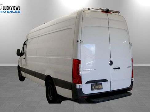 Used 2019 Freightliner Sprinter 170 Cargo RWD image 4
