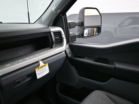 New 2026 Ford F250 XL image 18
