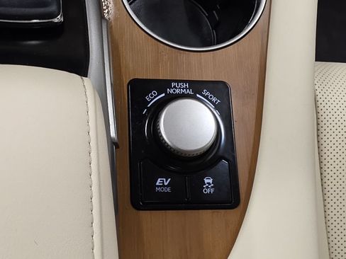 Used 2018 Lexus RX 450h AWD w/ Premium Package image 41