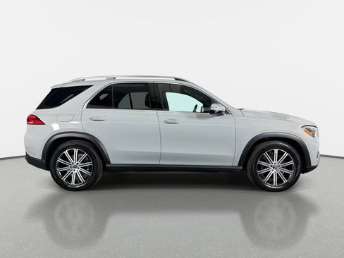 Used 2025 Mercedes-Benz GLE 350 4MATIC image 2