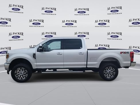 Used 2018 Ford F250 Lariat w/ Lariat Value Package image 2
