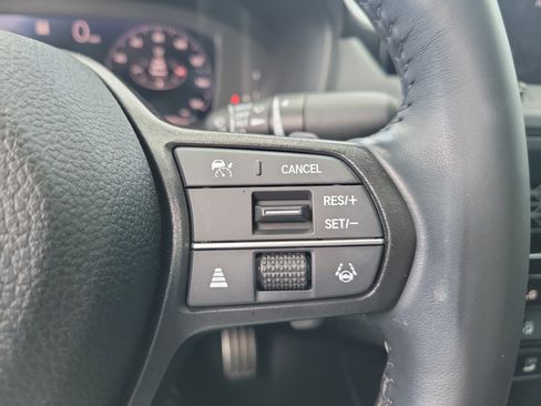 Used 2023 Honda Accord Sport image 25