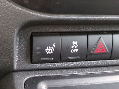 Used 2017 Jeep Patriot Sport image 18