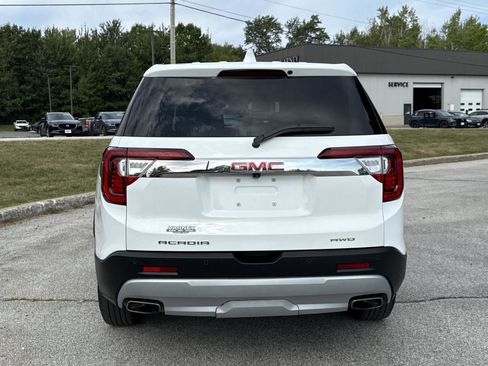 Used 2023 GMC Acadia SLE image 7