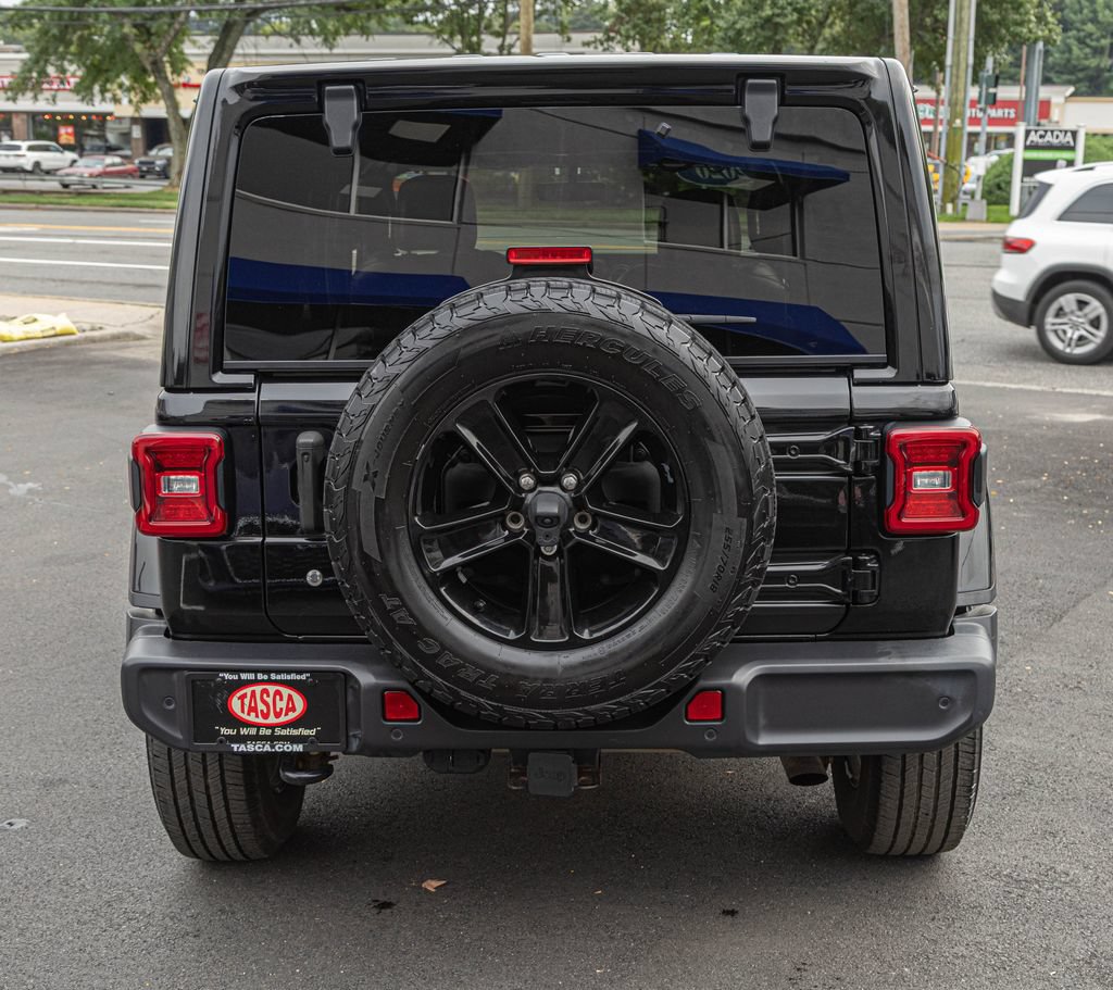 Used 2020 Jeep Wrangler Unlimited Sahara AWD/4WD image 5