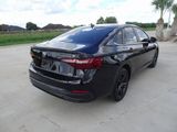 Used 2024 Volkswagen Jetta SE w/ Panoramic Sunroof Package image 4
