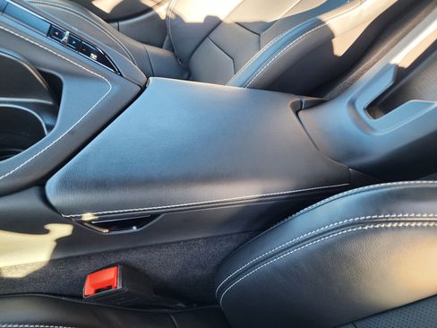 Used 2023 Chevrolet Corvette Stingray Coupe w/ Z51 Performance Package image 28