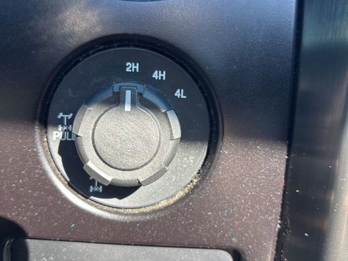 Used 2014 Ford F150 FX4 w/ Equipment Group 402A Luxury image 16