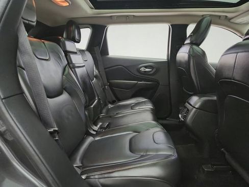 Used 2016 Jeep Cherokee Limited AWD/4WD image 31