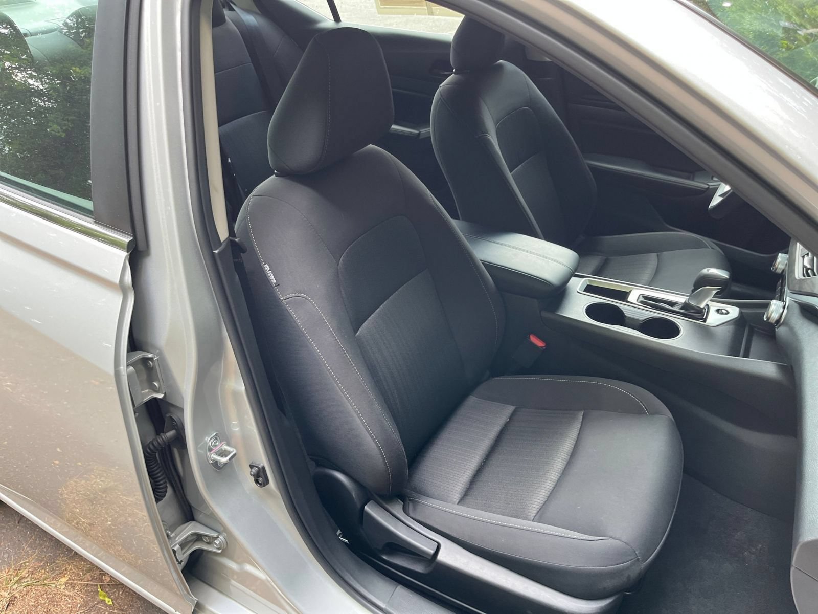 Used 2026 Nissan Altima 2.5 SV FWD image 39