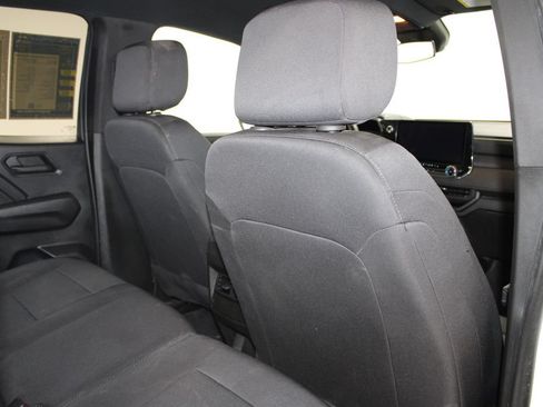 Used 2023 Chevrolet Colorado W/T w/ WT Convenience Package II AWD/4WD image 28