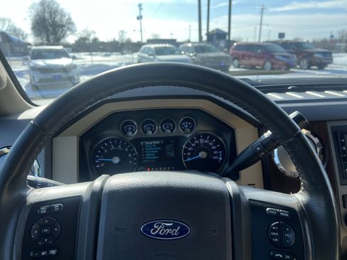 Used 2011 Ford F250 Lariat w/ Lariat Interior Pkg image 20