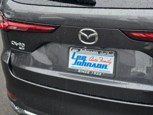 Used 2024 MAZDA CX-90 Plug-In Hybrid w/ Premium Pkg image 13